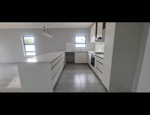 3 BEDROOM HOUSE FOR SALE IN SANDY POINT